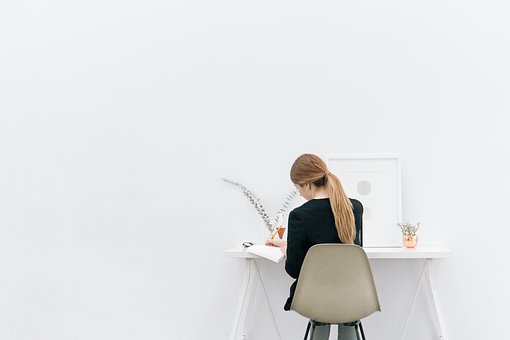 企業(yè)如何對(duì)節(jié)日福利選擇才算是合適的?