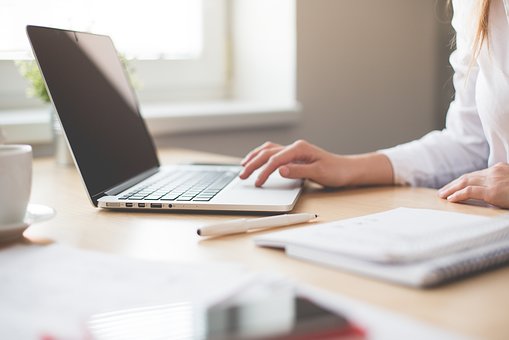 企業(yè)福利用現(xiàn)金形式發(fā)放了,員工就會滿意?