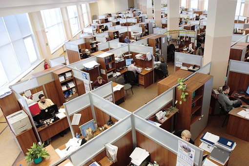 企業(yè)員工福利計(jì)劃是調(diào)整企業(yè)生產(chǎn)成本和人工成本的重要杠桿？