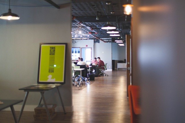 企業(yè)員工福利平臺(tái)可以幫助企業(yè)提升品牌形象和吸引人才